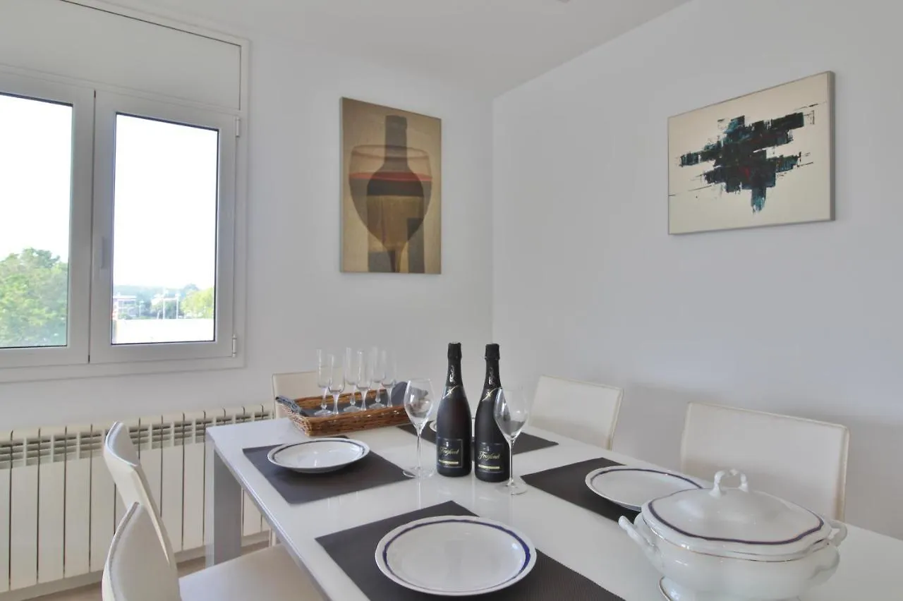 Apartamento Esquinero En Palamos 0*,
